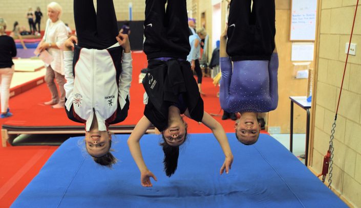upsidedowngirls