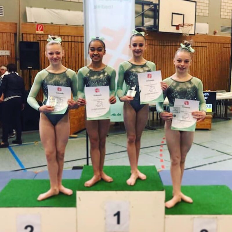 3B0CB50C-9C7C-49F9-8E2A-EFEB5D6CB629